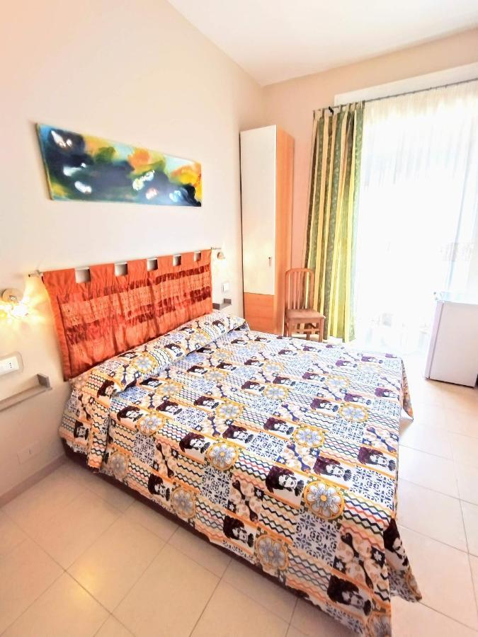 Bed & Breakfast Delle Palme Trapani Buitenkant foto