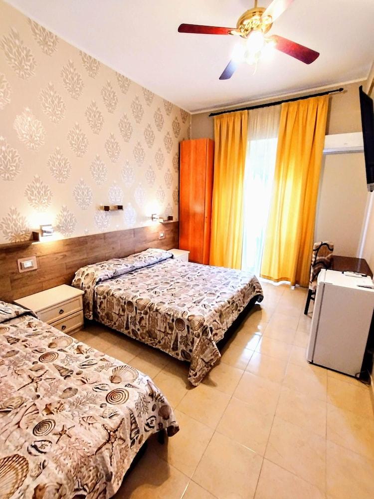 Bed & Breakfast Delle Palme Trapani Buitenkant foto
