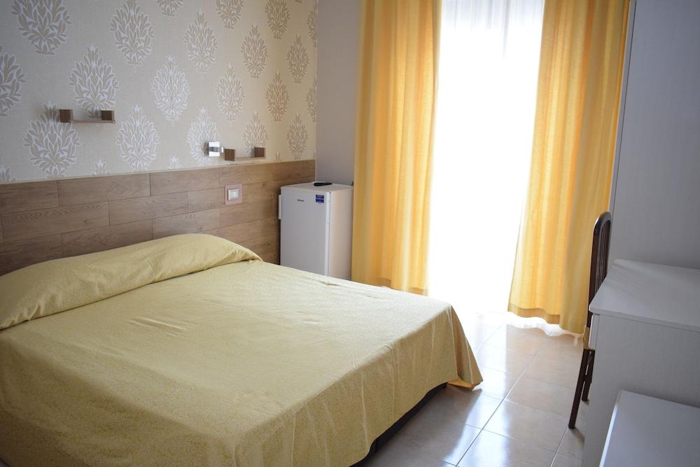 Bed & Breakfast Delle Palme Trapani Buitenkant foto