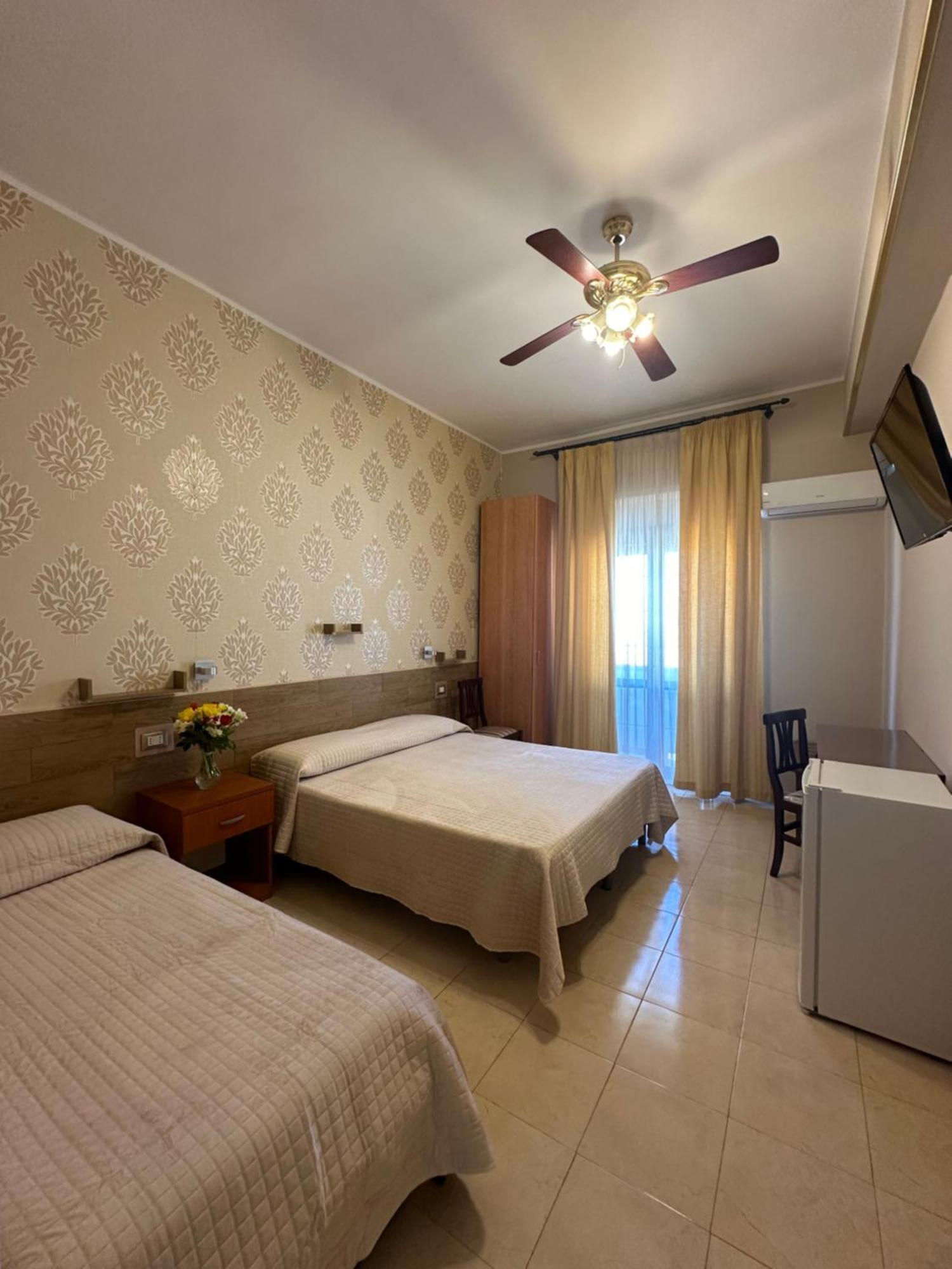 Bed & Breakfast Delle Palme Trapani Buitenkant foto